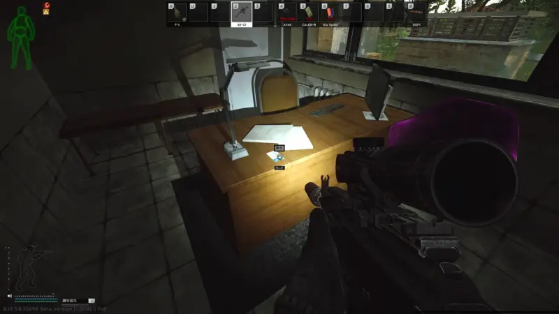 西棟104号室デスクの上(ブルーカードキー)スポーン版