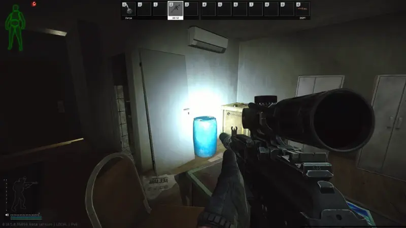 西棟218号室青いバレルの上(レッドカードキー)