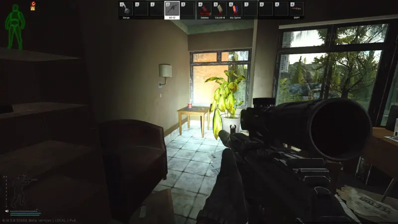 ADMIN棟東側2F机の上(レッドカードキー)