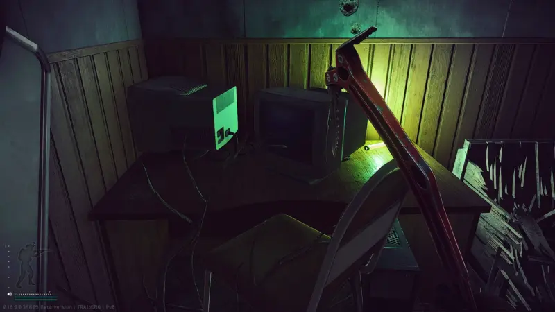 Mechanic「Last Spurt - Pioneer」黒ビショップのパソコン前